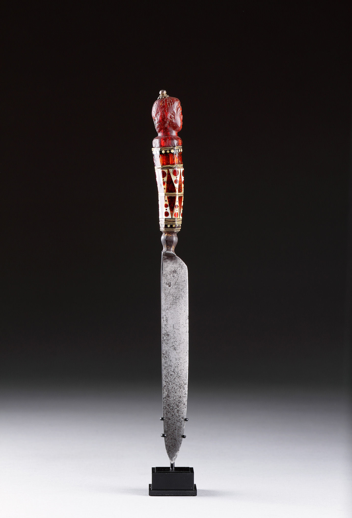 Rare German Eating Knife with a Transparent Carved Red Baltic Amber Portrait Bust